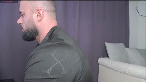 rickymiami1 online show from October 6, 8:35 pm