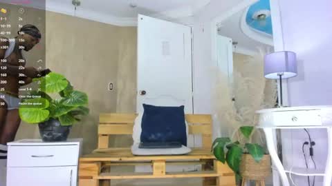 RicoBrowm online show from June 24, 4:37 am