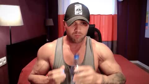 rikadler online show from September 18, 10:17 am