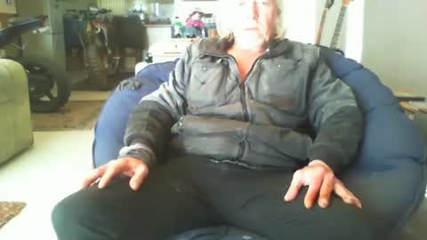 riveratggg online show from September 13, 10:38 am