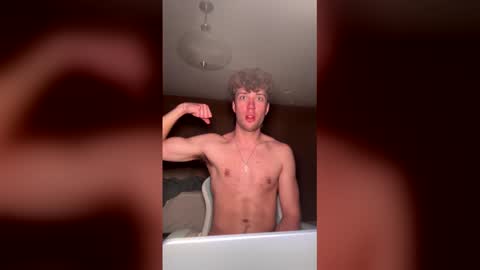 rjbrown03 online show from March 26, 3:43 am