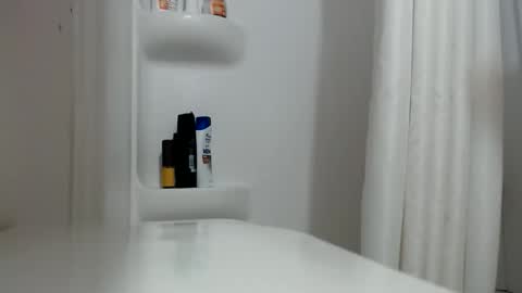 rkh678073 online show from April 29, 1:21 am