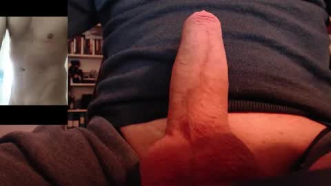 robby66_56 online show from December 2, 9:40 pm