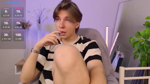 robby_manson online show from October 25, 1:02 pm