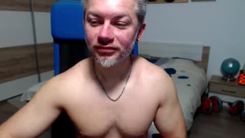 robbyshawz online show from February 26, 7:10 am