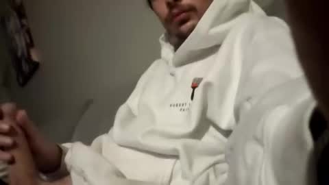 robert20255 online show from October 28, 3:53 am