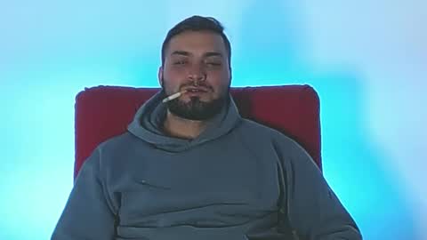 Stiven - online show from October 8, 4:50 am