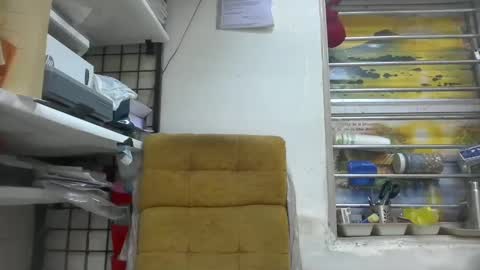 Snapshot of robertsalia220 chatting on December 31, 6:37 am Robertsalia online show from December 31, 6:37 am