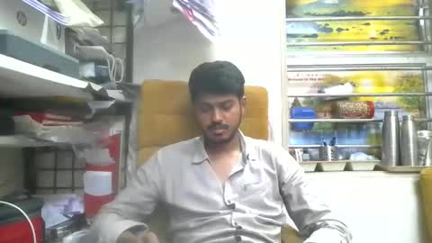 Robertsalia online show from May 30, 1:00 pm