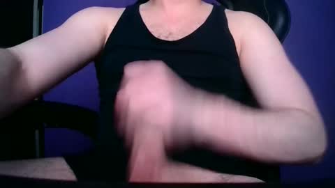 robikcz12 online show from October 7, 8:35 pm