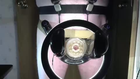 Robodickmilker online show from December 27, 8:13 am