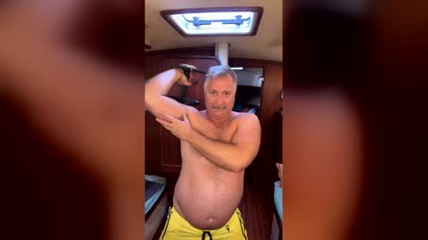 RobotModel420 online show from February 6, 9:55 pm