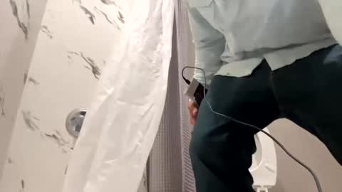 Rob witha 8 online show from October 4, 11:37 am