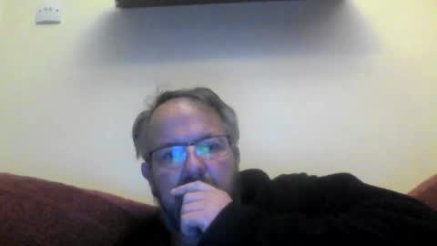 Snapshot of robx32 chatting on October 26, 6:04 am Rob online show from October 26, 6:04 am