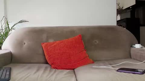 roby_millerr online show from November 26, 8:56 pm