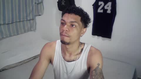 Snapshot of rocco99xx chatting on October 25, 1:24 pm Rocco online show from October 25, 1:24 pm