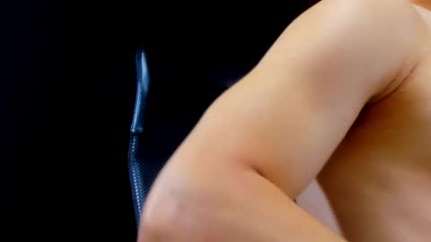 rocco_santos online show from April 11, 6:22 pm