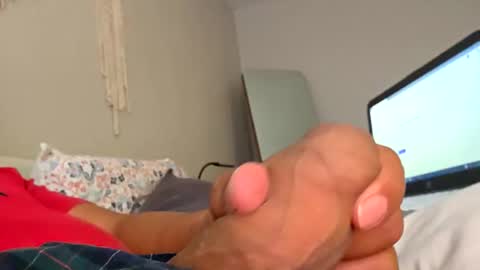 Snapshot of roco1319xxx chatting on October 25, 9:27 pm roco1319xxx online show from October 25, 9:27 pm