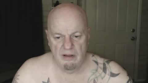 roinaz online show from February 18, 8:04 pm