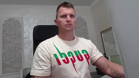 RomeoMalcolm online show from February 27, 5:24 am