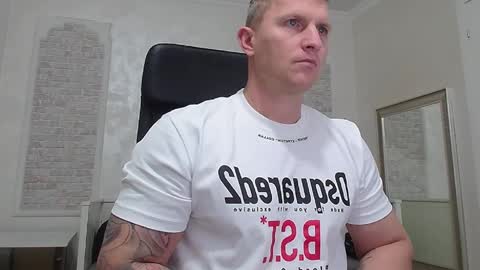 RomeoMalcolm online show from March 3, 5:29 am