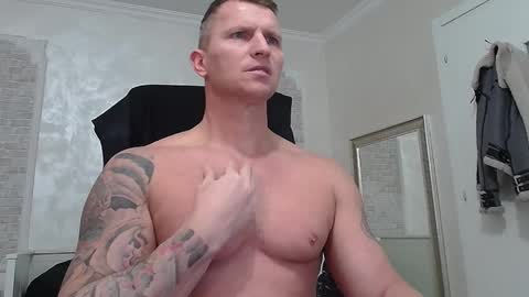 RomeoMalcolm online show from February 26, 6:15 am