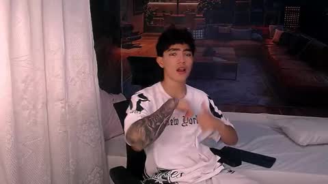 Romeo online show from December 19, 7:22 pm