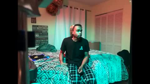 romeotyn online show from March 3, 10:55 am