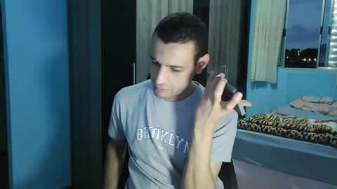 ronny online show from March 5, 9:44 pm