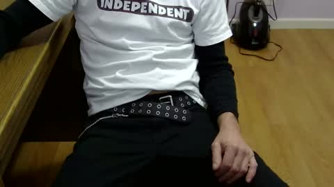 ross96180 online show from February 2, 4:59 am