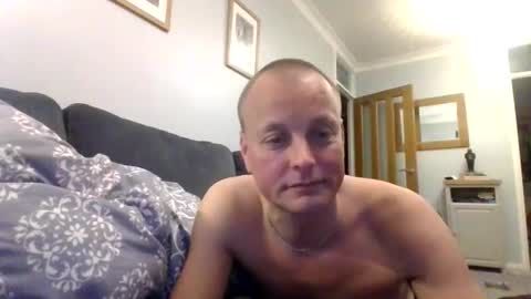 rotunda1874 online show from April 11, 12:18 am