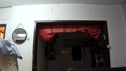 round1fiight online show from October 12, 5:07 pm