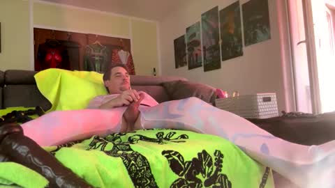 andy leyfield online show from March 8, 11:47 am