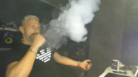 Chico que rico Caliente online show from February 3, 7:18 am