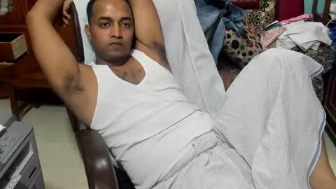 rwb17 online show from April 23, 1:35 pm