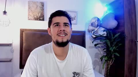    online show from March 9, 11:48 am