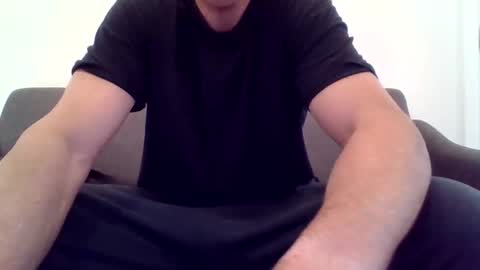 ryand066 online show from April 28, 11:20 pm