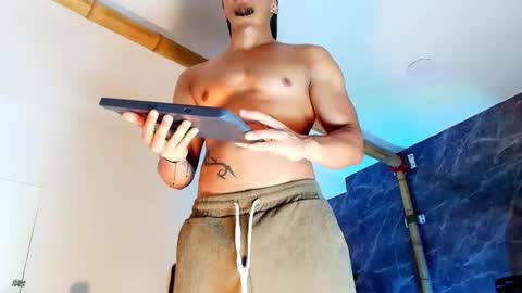 Ryan online show from November 8, 3:54 am