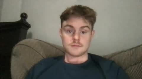 ryanhung_57 online show from January 5, 11:41 pm