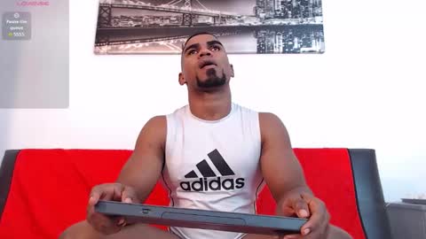 Snapshot of ryanjackson_ chatting on September 28, 3:59 am Instagram  Ryandwrn online show from September 28, 3:59 am