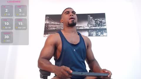 Snapshot of ryanjackson_ chatting on February 25, 2:44 pm Instagram  Ryandwrn online show from February 25, 2:44 pm
