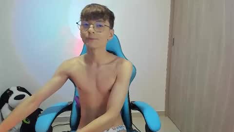 RYO BLEU online show from February 3, 3:48 am