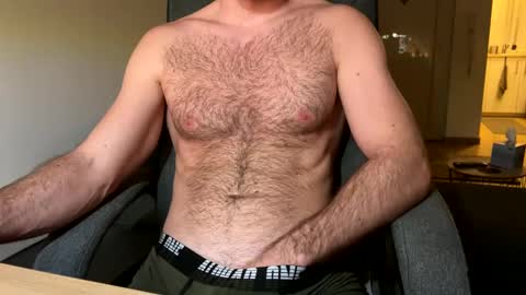 Snapshot of rza09777 chatting on February 2, 10:06 pm RZA09 online show from February 2, 10:06 pm