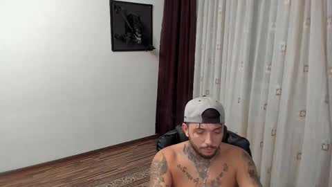 s1nmaster online show from November 2, 8:24 pm