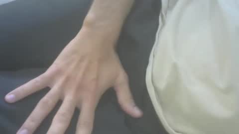 Snapshot of s201174370 chatting on February 21, 4:37 pm Cloney online show from February 21, 4:37 pm