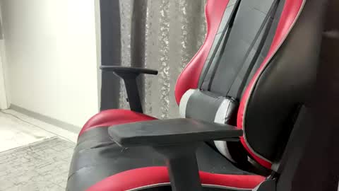 s3rs3ribey online show from December 1, 6:27 am