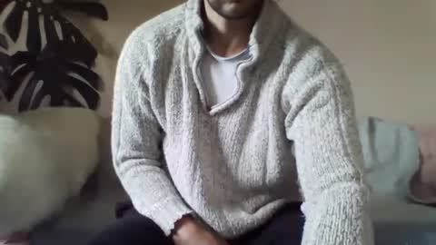 Snapshot of s43_ chatting on October 1, 11:36 am s43_ online show from October 1, 11:36 am