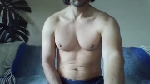 Snapshot of s43_ chatting on October 8, 10:19 am s43_ online show from October 8, 10:19 am