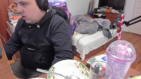 Snapshot of saboda chatting on January 26, 9:29 am 1141323  my Lord Mister Max   moms treasure online show from January 26, 9:29 am