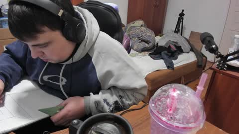 Snapshot of saboda chatting on December 4, 2:20 am 1141323  my Lord Mister Max   moms treasure online show from December 4, 2:20 am
